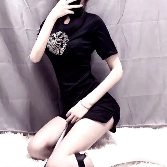 红衣女鬼